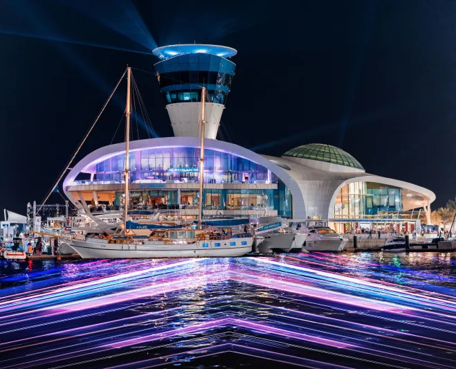 ياس مارينا يطلق 10 تجارب مثيرة في ذكرى انطلاق جائزة الاتحاد للطيران الكبرى "فورمولا 1"