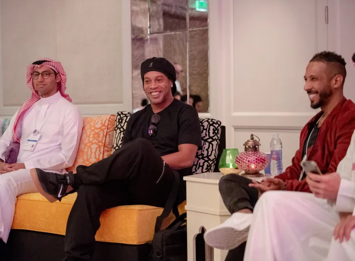 جولة "الرجل" في أروقة منتدى مسك العالمي (فيديو)