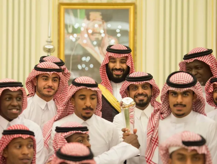 الأمير محمد بن سلمان يكرم منتخب الشباب بعد هذا الإنجاز