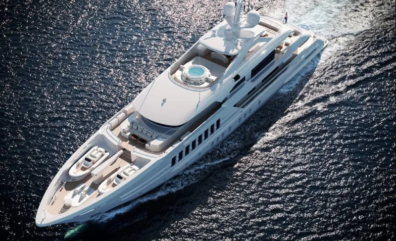 «Castor» يخت فاخر بطول 55 مترًا (فيديو)