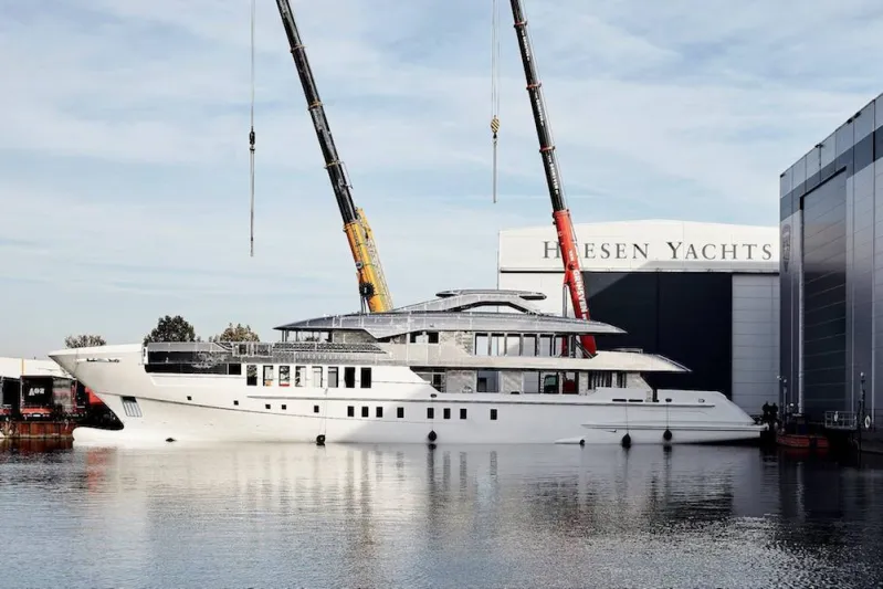 «Castor» يخت فاخر بطول 55 مترًا (فيديو)