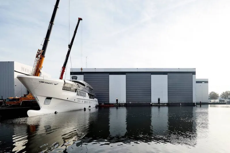 «Castor» يخت فاخر بطول 55 مترًا (فيديو)