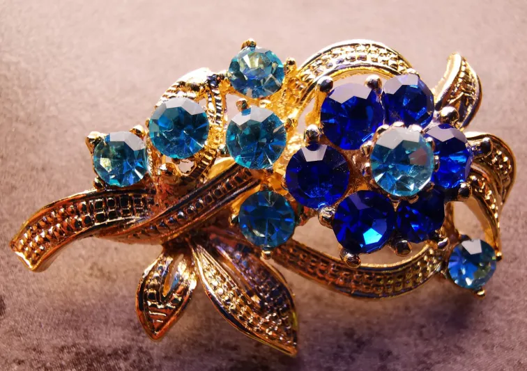 الهاتف HUAWEI Mate 20 Pro رفيقك الجديد في التسوق