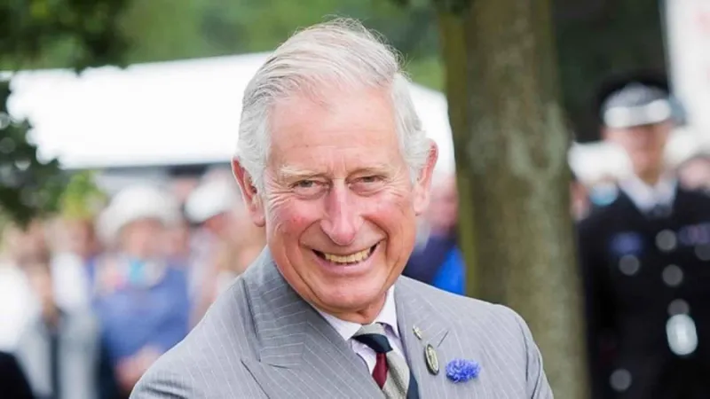 هذا ما فعله الأمير تشارلز بمناسبة عيد ميلاده الـ70 (فيديو وصور)