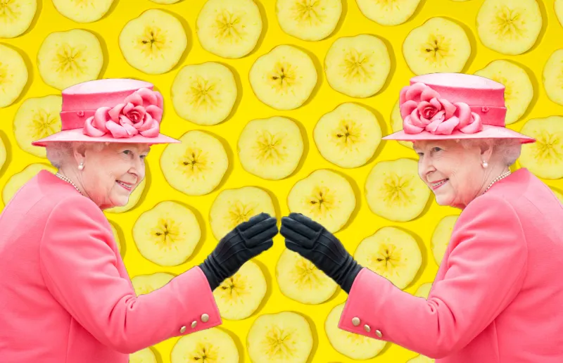 لماذا تصر الملكة إليزابيث على تناول الموز بالشوكة والسكين؟