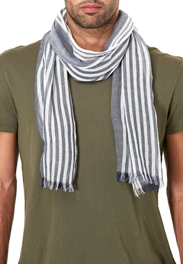 كوفيات رجالي أكثر أناقة والألوان المناسبة للملابس