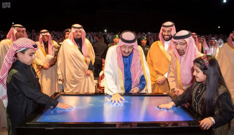 خادم الحرمين الشريفين يدشن مشروعات بمدينة وعد الشمالية