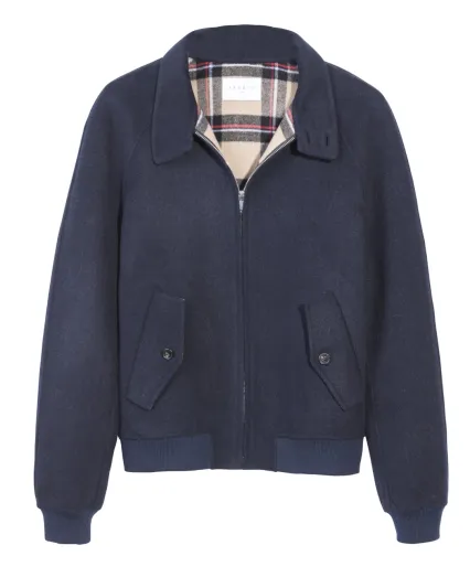 أفكار أنيقة للملابس خلال موسم الأعياد من ساندرو للرجال