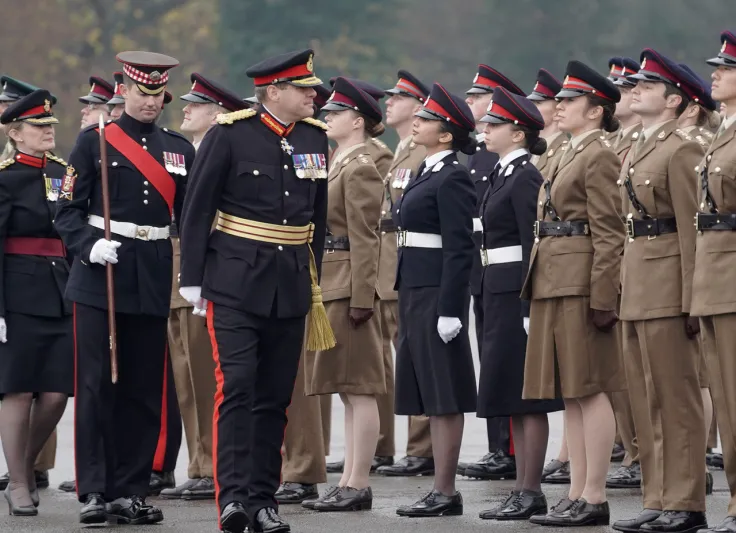 صور: ملك الأردن يحضر حفل تخرج ابنته 