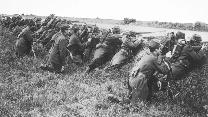هكذا استغل الجيش البريطاني الضباب في إلحاق هزيمة كارثية بالألمان قوامها 27 ألف جندي بين قتيل وجريح وأسير؟