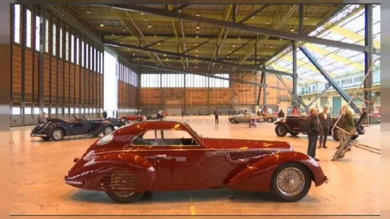 سعر خيالي.. 22 مليون يورو قيمة سيارة ألفا روميو النادرة (فيديو)