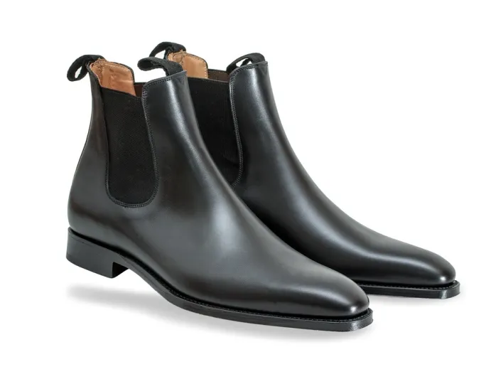 صور.. أجمل موديلات الأحذية الرجالية شتوية 