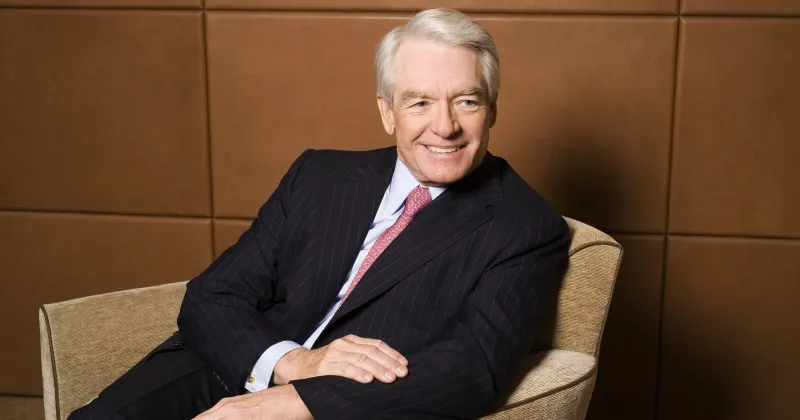 كيف تحول تشارلز شواب من بائع مجلات لصاحب ثروة بـ 8.75 مليار دولار؟