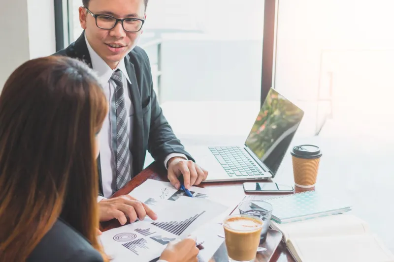 لا تخجل منه فأنت لست وحدك.. كيف تتعامل مع الاكتئاب في العمل؟