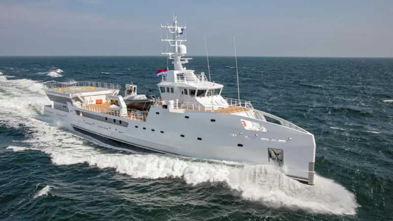 «The Game Changer».. يخت فاخر مزود بغوّاصة وهليكوبتر يوفر لك مغامرة بحرية (فيديو)