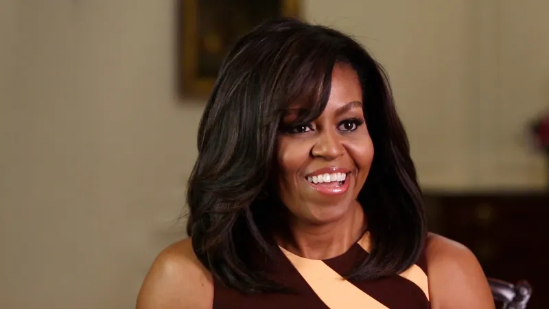 بماذا نصحت ميشيل أوباما زوجة الأمير هاري؟