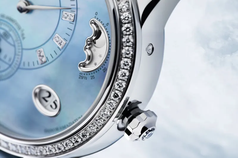 ساعة فريدة تذيب الثلج.. ساعات Original Glashütte تبرز سحر الشتاء