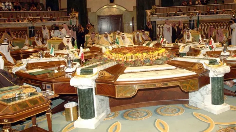 لماذا يعتلي رمز عمان الوطني شعار قمة مجلس التعاون الخليجي؟