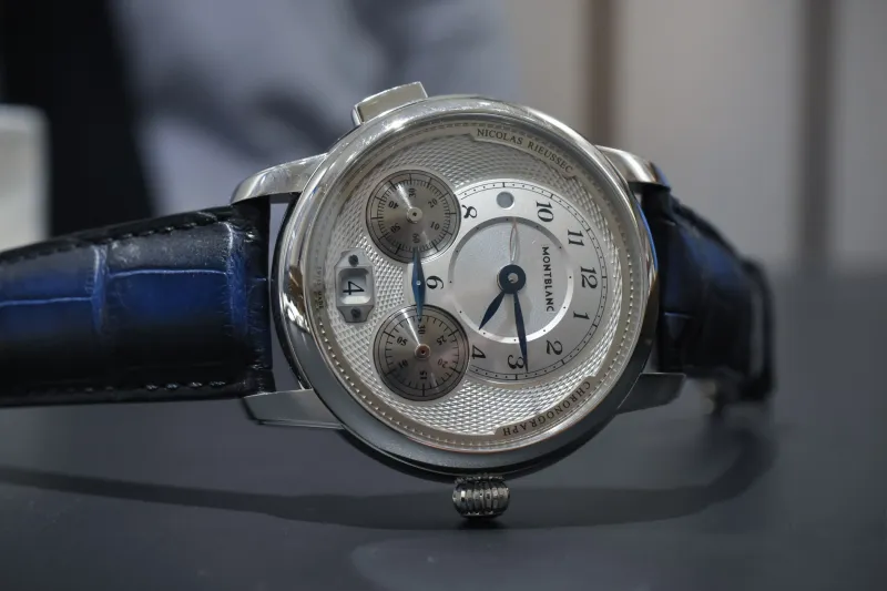 مستوحاةٌ من تراث مينرفا.. مواصفات ساعات  Mont Blanc الفاخرة