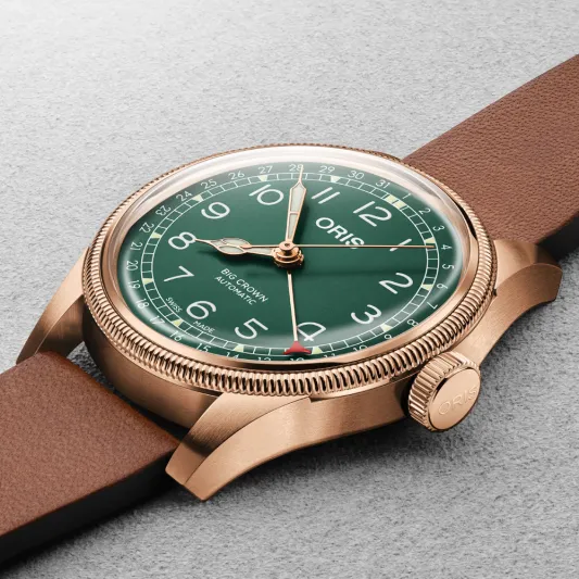 «أوريس» تكشف عن نسختها الخاصة احتفالاً بالذكرى الثمانين لإصدارها (صور) 