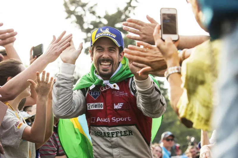 تنطلق اليوم.. فعاليات ضخمة في سباق فورمولا أي في السعودية (فيديو وصور) 