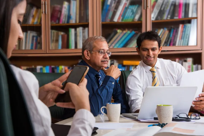 فخ الأفكار البديهية.. كن أنت الشخص الآخر!