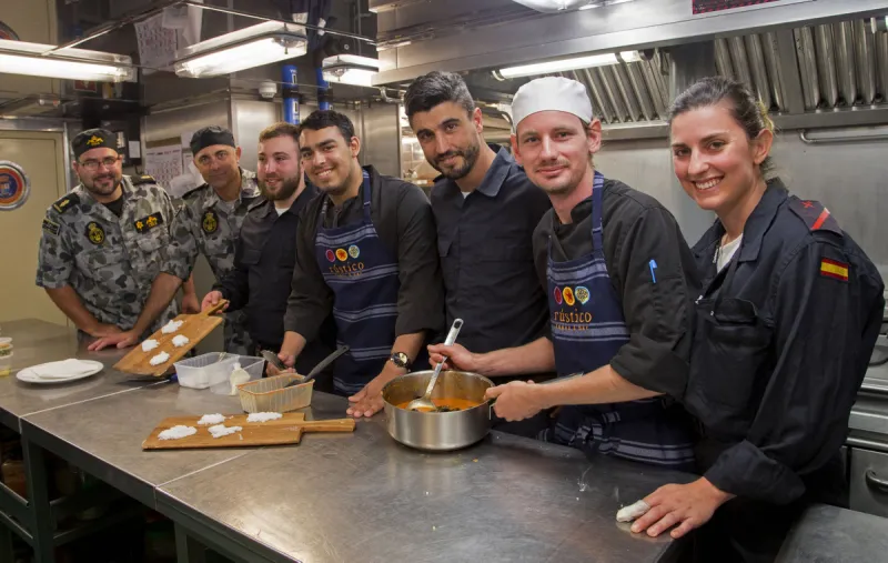 وظائف عالية الأجر ولكن لا يتقدم لها أحد !.أجر إحداها نصف مليون ريال سنوياً