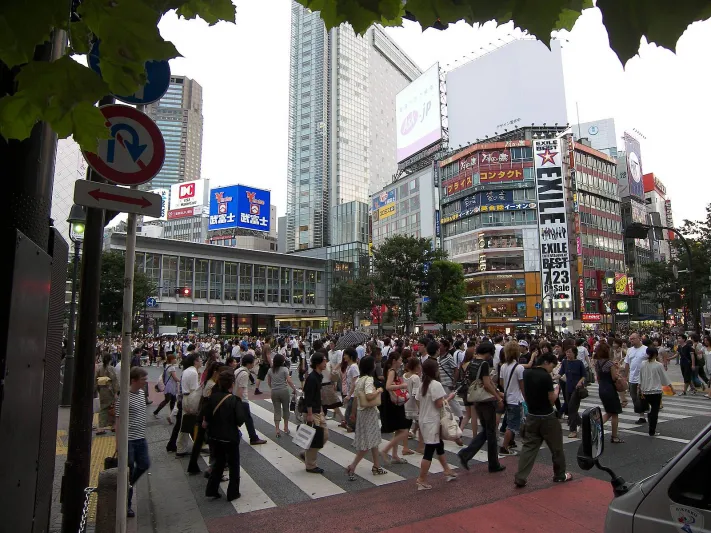 لهذا السبب فتحت اليابان أسواقها للعمال الأجانب وخففت القيود على الهجرة