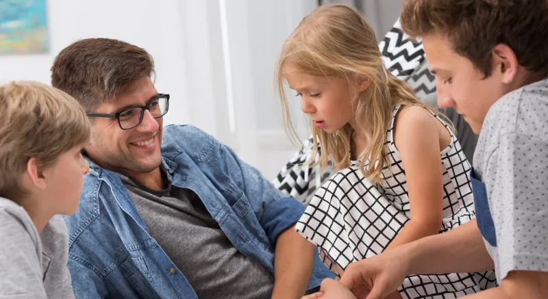 اعرف متى تغادر.. كيف تحول المناقشات الساخنة في الاجتماعات العائلية إلى محادثات رائعة؟