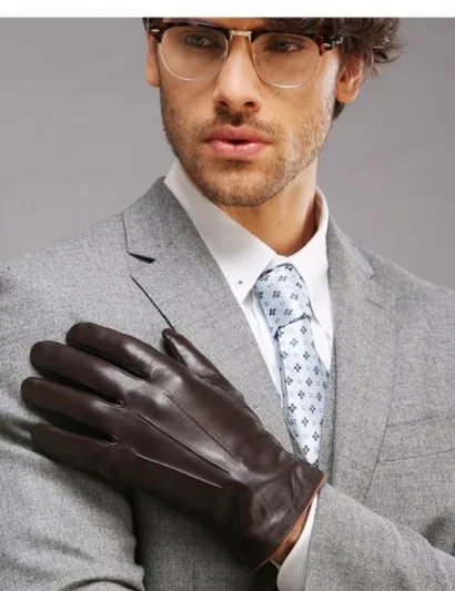 تمنحك اطلالات جذابة.. إليك أحدث تصاميم القفازات الشتوية (صور)