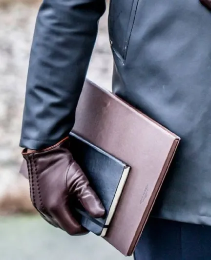 تمنحك اطلالات جذابة.. إليك أحدث تصاميم القفازات الشتوية (صور)