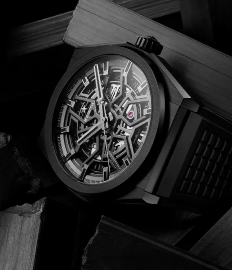 DEFY CLASSIC BLACK CERAMIC.. أكثر سواداً. أكثر جرأة. تحدّي أكبر