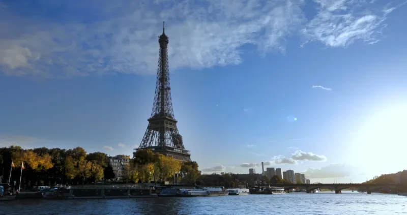 بينهما مزاران في الإمارات ومصر.. إليك قائمة أكثر المعالم جاذبية في العالم