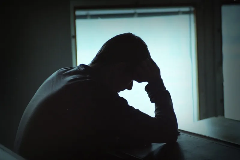 حتى لا تندم في هرمك.. افعل هذه الأمور في سن الشباب