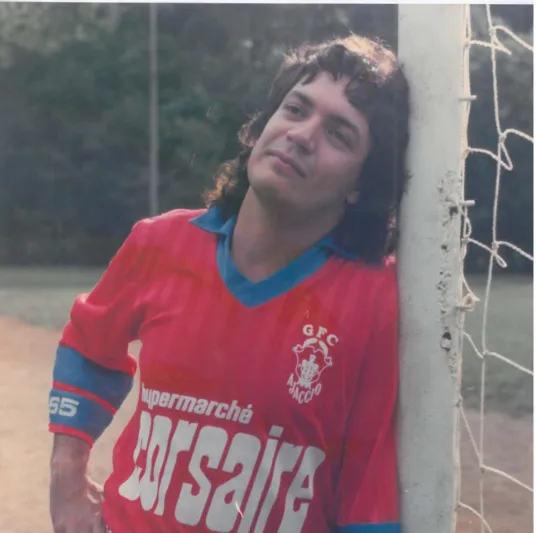 من هو لاعب كرة القدم الشهير كارلوس كايزر الذي لم يلمس الكرة يوما؟