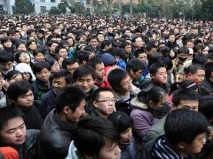 كم يبلغ عدد سكان العالم بحلول عام 2019 ؟