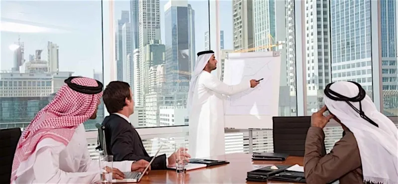 مقعدك في اجتماعات العمل يكشف الكثير عن دورك