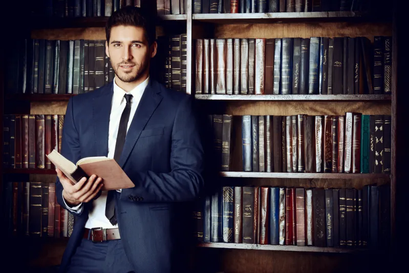 لهذا السبب.. أحط نفسك بالكثير من الكتب حتى إذا لم تجد وقتا لقراءتها