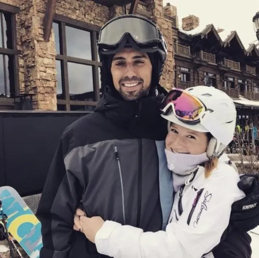 ابنة بيل غيتس في شوارع القاهرة مع حبيبها المصري (صور)