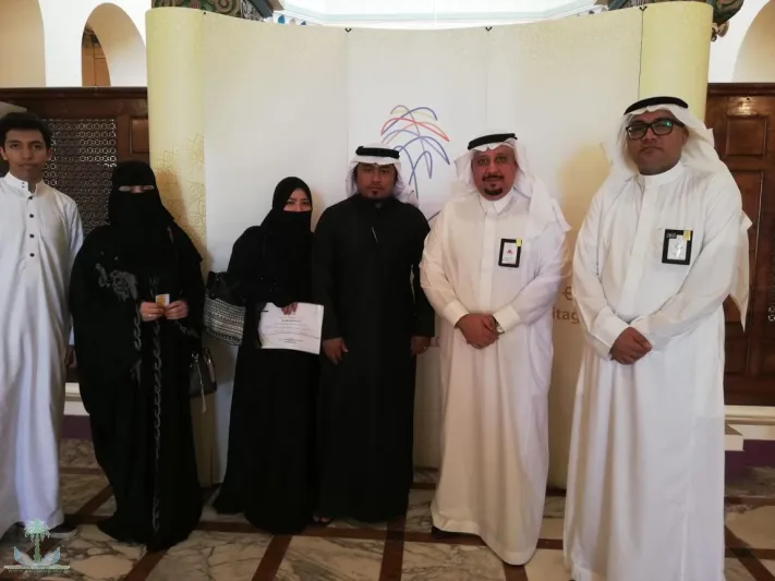 أول رخصة نسائية للإرشاد السياحي بمكة