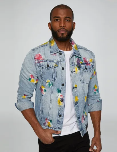 لعشاق موضة الدنيم.. إطلالات مميزة للتألق في فصل الشتاء (فيديو وصور)