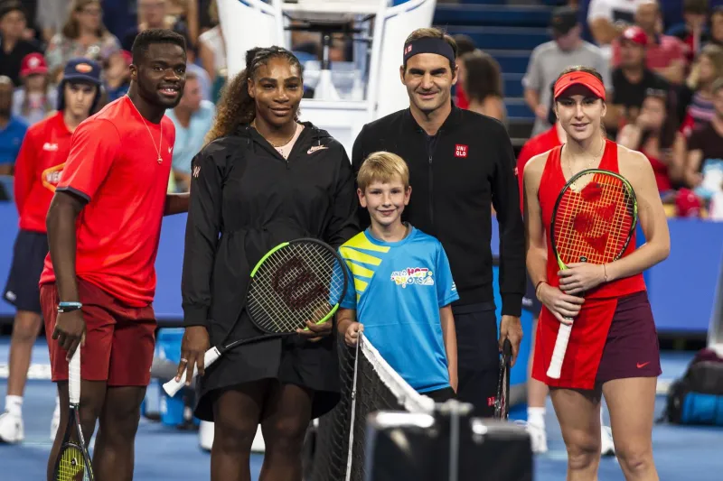 ليله لا تنسى.. فيدرر وسيرينا في ملعب واحد (فيديو)