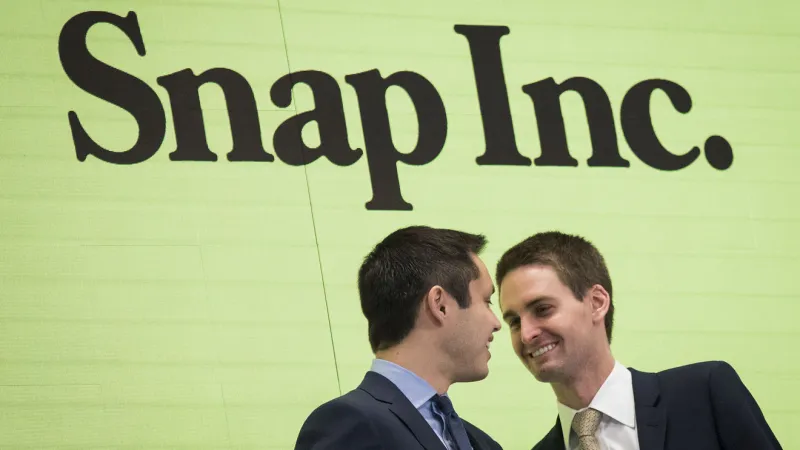 بعد تزايد خسائرها وتراجع عدد مستخدميها.. هل تفلس "سناب شات" في 2019؟