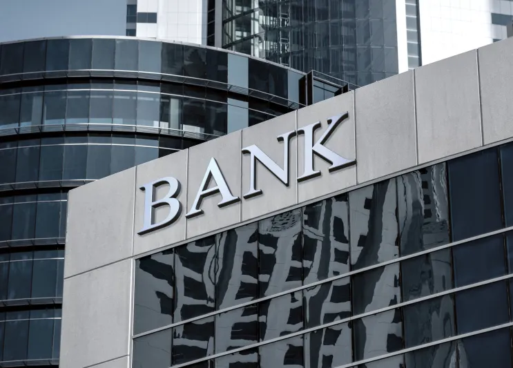 ماذا قالت "بلومبيرغ" عن أرباح البنوك السعودية المتوقعة هذا العام؟