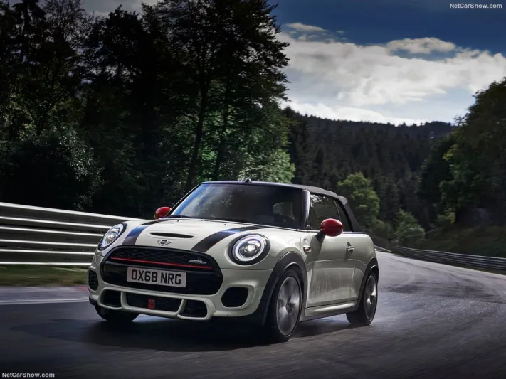 ميني كوبر تضيف تحسينات كبيرة على سيارتها جون كوبر لعام 2019