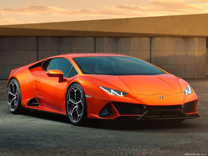 لامبورجيني هوراكان إيفو 2020 أولى سيارات الجيل القادم من سيارات السوبر الخارقة