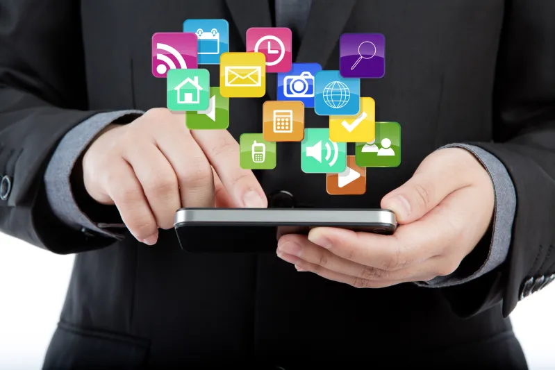 أحذر.. تطبيقات محتالة تدمر هاتفك