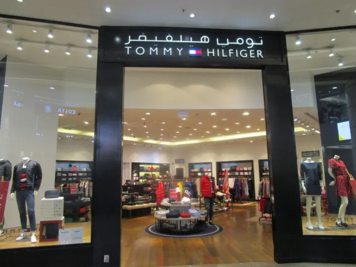 الحقائب الجلدية تزيد أناقتك.. إليك أشهر المحلات والتوكيلات بالمملكة