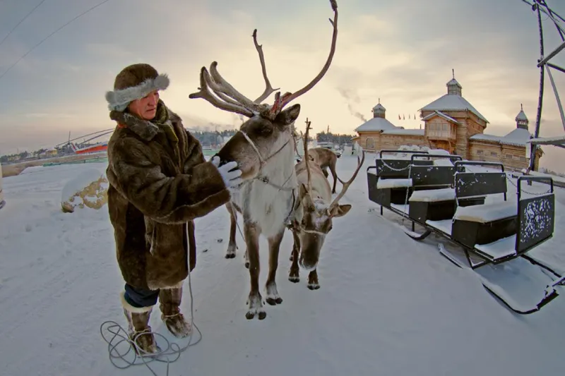 حياة غريبة يعيشها 500 شخص.. أين يقع أبرد مكان مأهول بالسكان على سطح الأرض؟