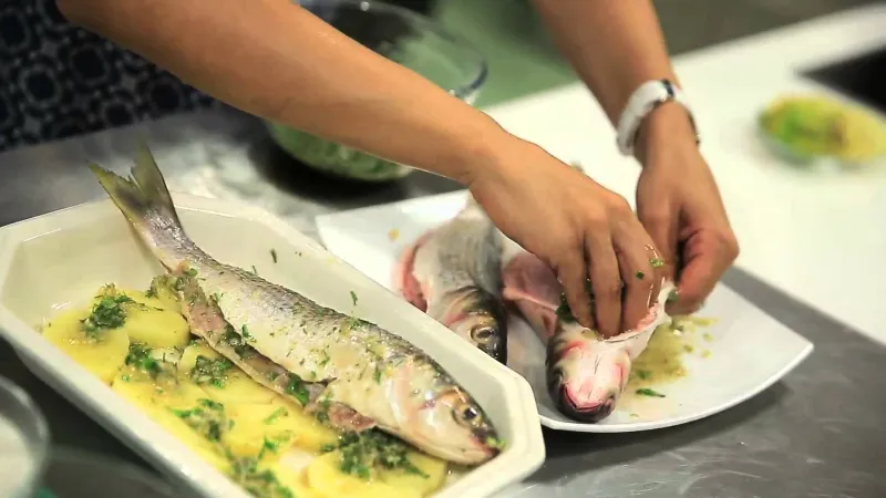 لهذه الأسباب ستتناول الأسماك يومياً